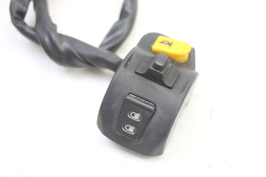 photo de INTERRUPTOR DE LUCES IZQUIERDO PEUGEOT KISBEE 2T 50 (2010 - 2017) - Otra perspectiva