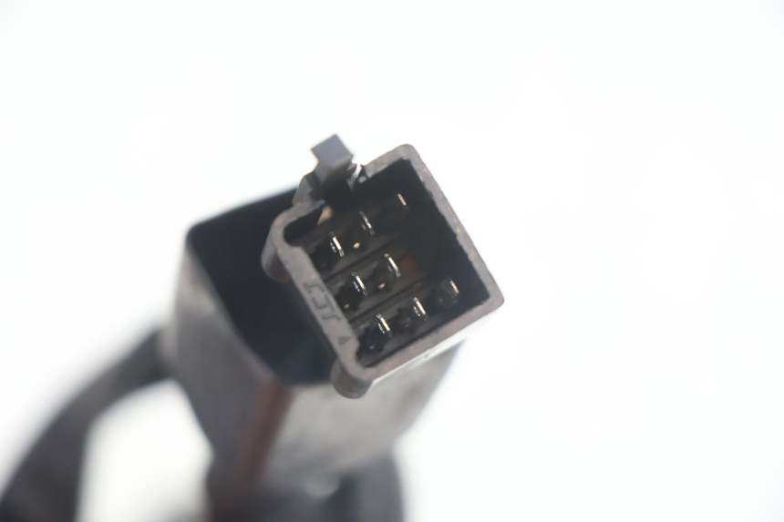 photo de INTERRUPTOR DE LUCES IZQUIERDO PEUGEOT KISBEE 2T 50 (2010 - 2017) - Recambio usado revisado