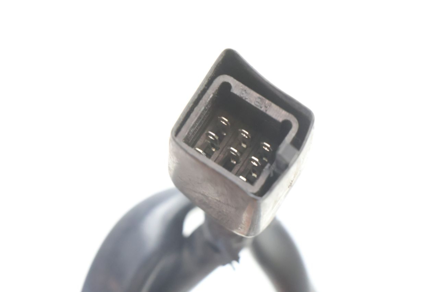 photo de INTERRUPTOR DE LUCES IZQUIERDO PEUGEOT KISBEE 2T 50 (2010 - 2017) - Detalles de los puntos de fijación