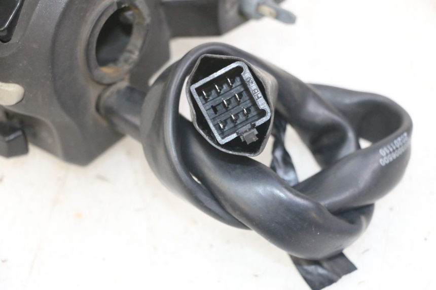 photo de INTERRUPTOR DE LUCES IZQUIERDO PEUGEOT KISBEE 4T 50 (2018 - 2022) - Vista general del producto