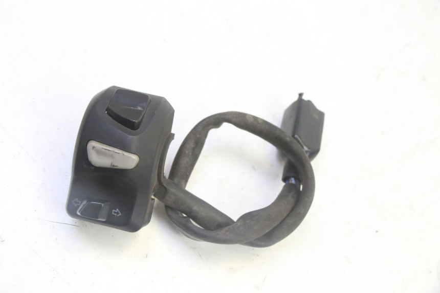 photo de INTERRUPTOR DE LUCES IZQUIERDO PEUGEOT KISBEE 4T 50 (2018 - 2022) - Vista principal