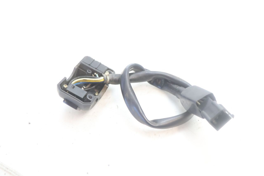 photo de INTERRUPTOR DE LUCES IZQUIERDO PEUGEOT KISBEE 4T 50 (2018 - 2022) - Primer plano técnico