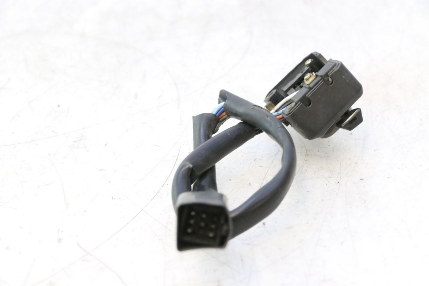photo de INTERRUPTOR DE LUCES IZQUIERDO PEUGEOT KISBEE 4T 50 (2018 - 2022) - Detalle de la pieza