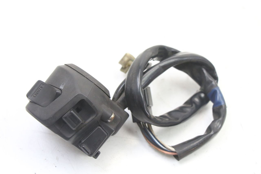 photo de INTERRUPTOR DE LUCES IZQUIERDO KYMCO DINK STREET 125 (2009 - 2014) - Detalle de la pieza