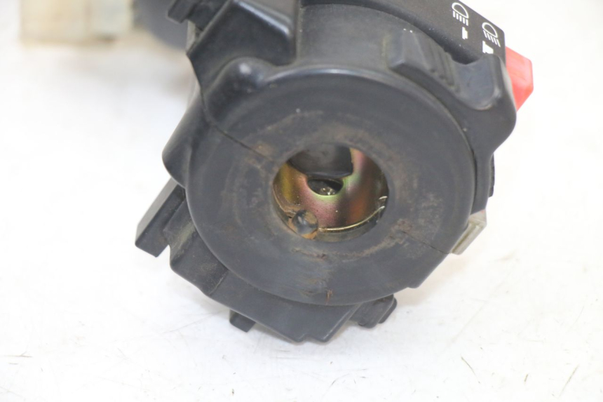 photo de CONMUTADOR IZQUIERDA KYMCO STRYKER OFF ROAD 125 (1999 - 2005) - Vista general del producto