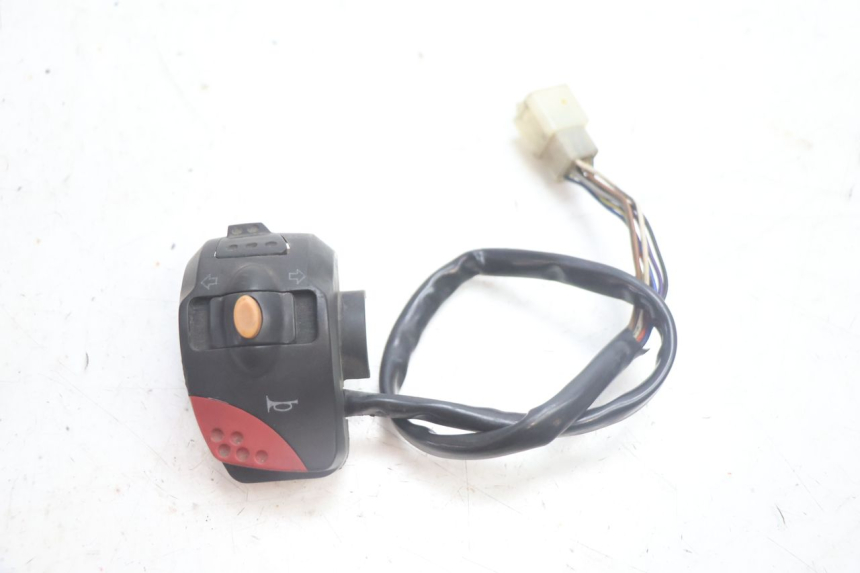 photo de INTERRUPTOR DE LUCES IZQUIERDO. PEUGEOT LUDIX 50 (2005 - 2007) - Vista principal