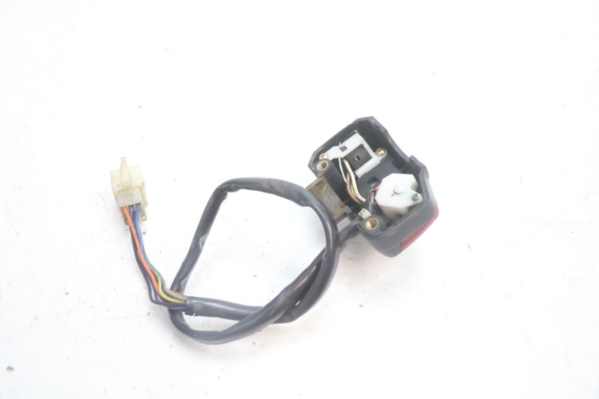 photo de INTERRUPTOR DE LUCES IZQUIERDO. PEUGEOT LUDIX 50 (2005 - 2007) - Otra perspectiva