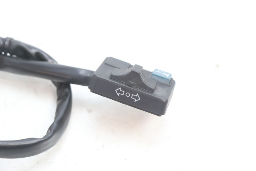 photo de CONMUTADOR IZQUIERDA PEUGEOT LUDIX ONE 50 (2004 - 2013) - Otra perspectiva