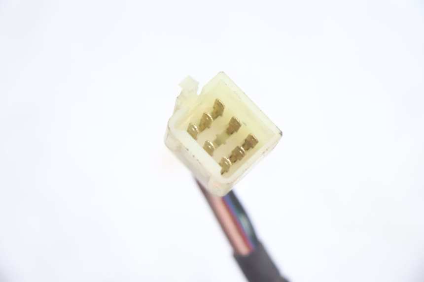 photo de CONMUTADOR IZQUIERDA MBK MACH G AC 50 (2002 - 2014) - Detalles de los puntos de fijación