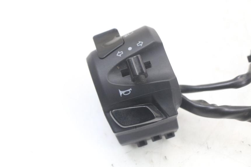 photo de CONMUTADOR IZQUIERDA MASAI SCRAMBLER SPORT 125 (2021 - 2025) - Detalle de la pieza