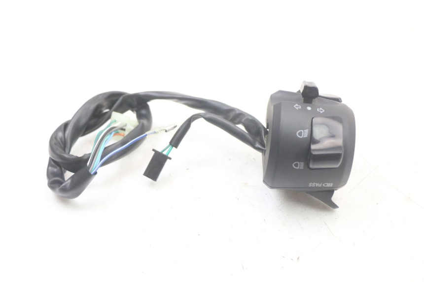 photo de CONMUTADOR IZQUIERDA MASAI SCRAMBLER SPORT 125 (2021 - 2025) - Zoom estado de uso