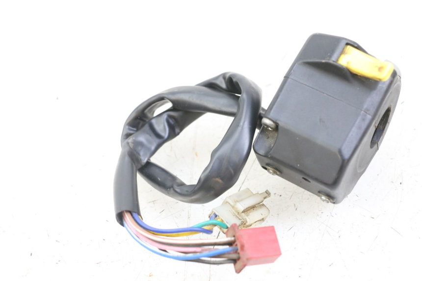 photo de CONMUTADOR IZQUIERDA MASAI XL 50 (2012 - 2019) - Zoom estado de uso