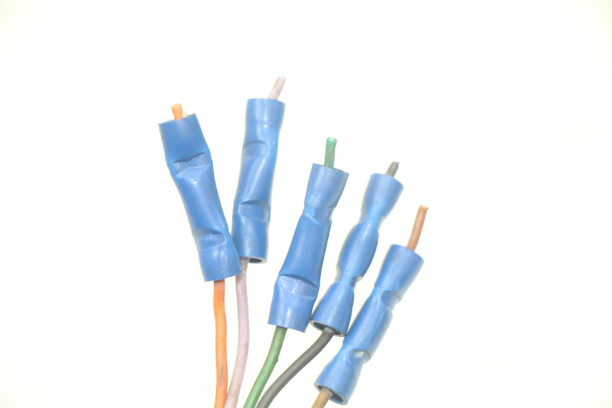 photo de CONMUTADOR IZQUIERDA MBK X-LIMIT XLIMIT 50 (2007 - 2012) - Estado de la superficie y material