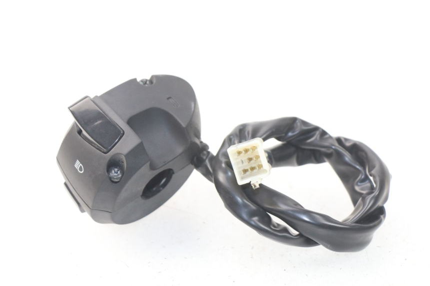 photo de CONMUTADOR IZQUIERDA PEUGEOT METROPOLIS 400 (2017 - 2020) - Zoom estado de uso