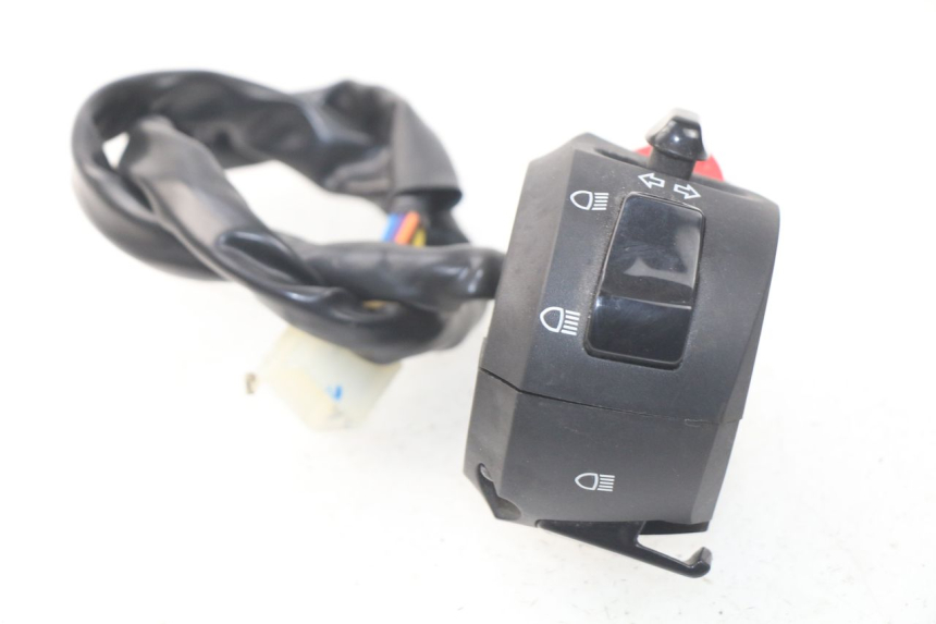 photo de CONMUTADOR IZQUIERDA PEUGEOT METROPOLIS 400 (2017 - 2020) - Vista general del producto