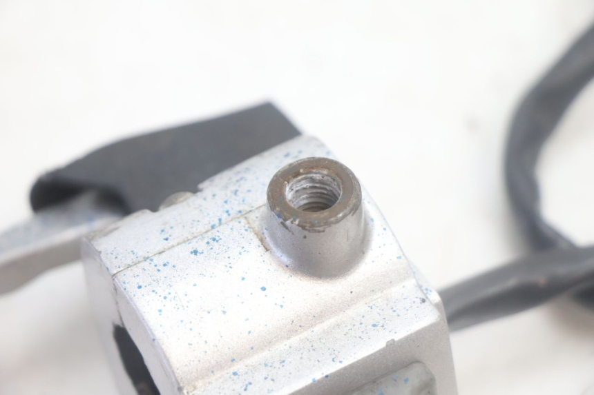 photo de CONMUTADOR IZQUIERDA SYM MIO 50 (2005 - 2010) - Primer plano técnico