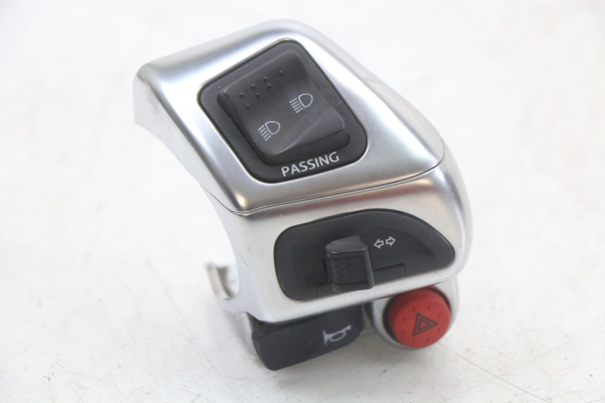 photo de CONMUTADOR IZQUIERDA PIAGGIO MP3 HPE 350 (2018 - 2020) - Detalle de la pieza