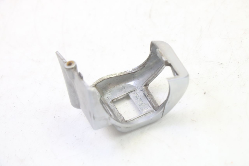 photo de INTERRUPTOR DE LUCES IZQUIERDO PIAGGIO MP3 LT 300 (2010 - 2016) - Primer plano técnico