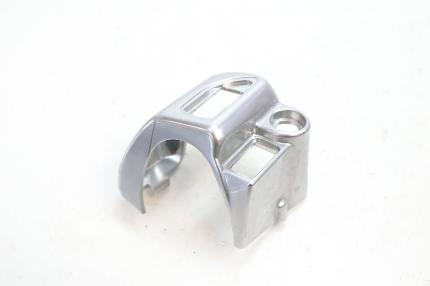 photo de INTERRUPTOR DE LUCES IZQUIERDO PIAGGIO MP3 LT 300 (2010 - 2016) - Detalle de la pieza