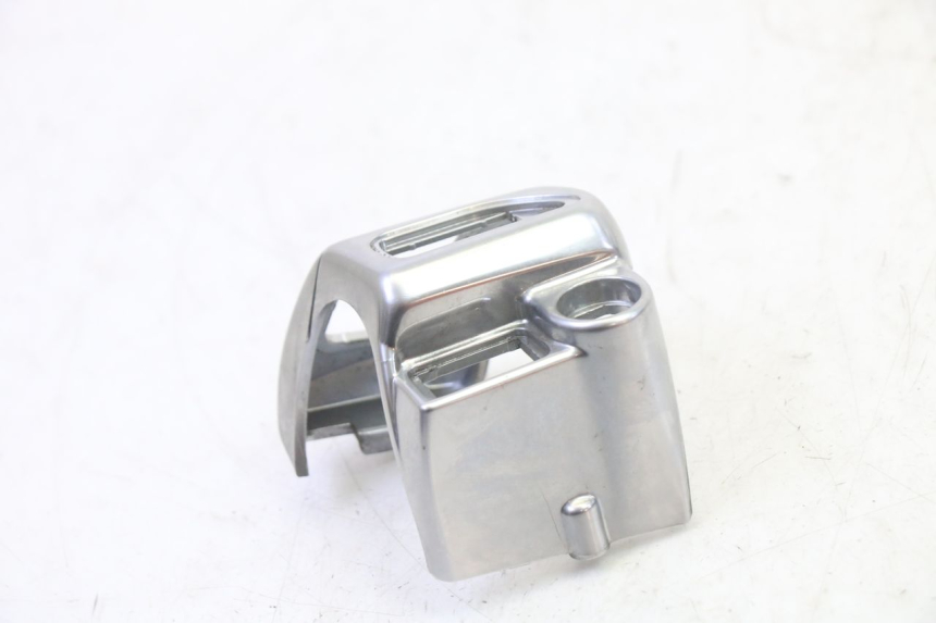 photo de INTERRUPTOR DE LUCES IZQUIERDO PIAGGIO MP3 125 (2006 - 2014) - Otra perspectiva