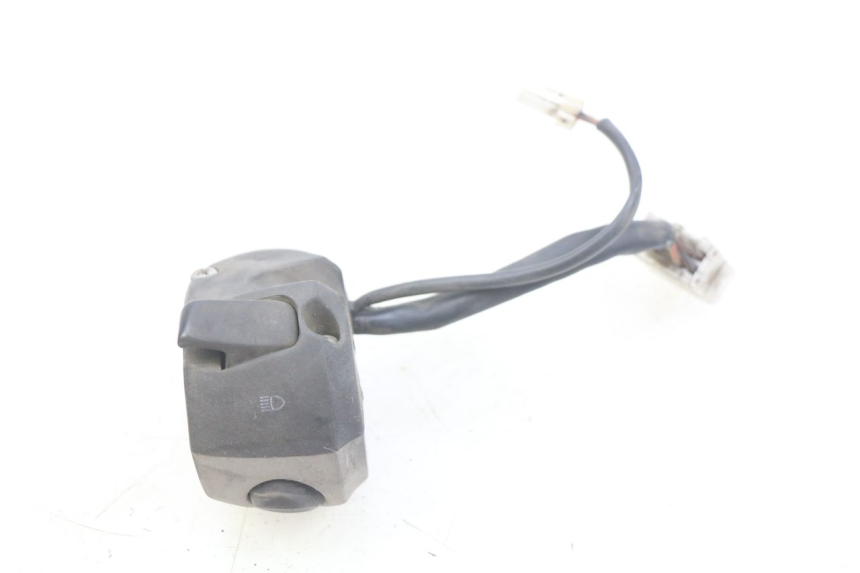 photo de INTERRUPTOR DE LUCES IZQUIERDO GILERA NEXUS 125 (2007 - 2009) - Otra perspectiva