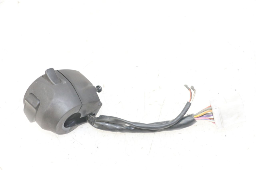 photo de INTERRUPTOR DE LUCES IZQUIERDO GILERA NEXUS 125 (2009 - 2013) - Detalle de la pieza