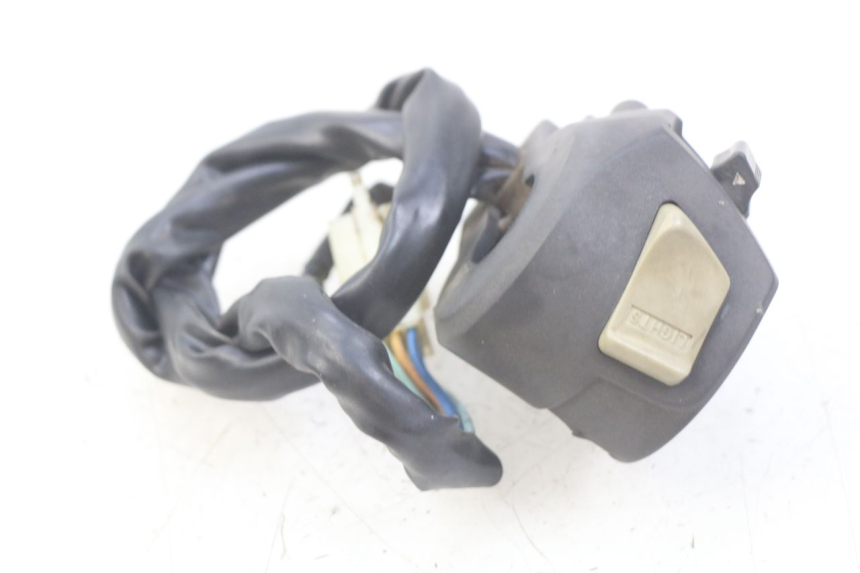 photo de INTERRUPTOR DE LUCES IZQUIERDO SELECT UP OCTALIS 125 (2007 - 2012) - Vista general del producto