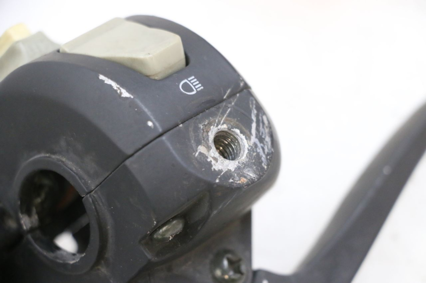 photo de CONMUTADOR IZQUIERDA JM MOTORS OLDIES 4T 50 (2010 - 2020) - Detalles de los puntos de fijación