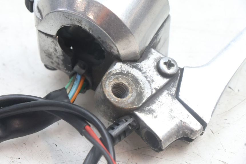 photo de CONMUTADOR IZQUIERDA JM MOTORS OLDIES 4T 50 (2010 - 2020) - Primer plano técnico