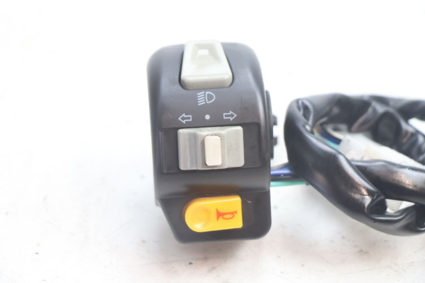 photo de CONMUTADOR IZQUIERDA JM MOTORS OLDIES 4T 50 (2020 - 2026) - Detalle de la pieza