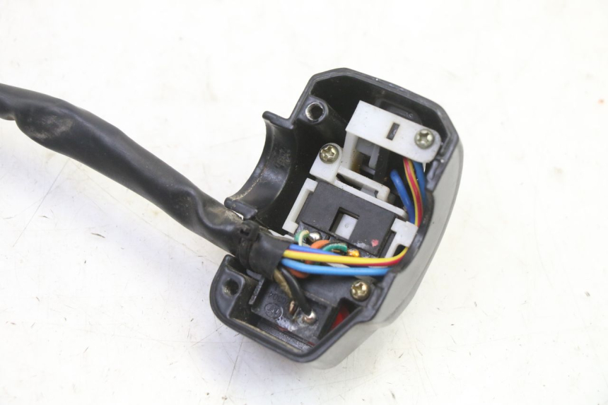 photo de CONMUTADOR IZQUIERDA IMF INDUSTRIE PACH 2T 50 (2009 - 2018) - Primer plano técnico