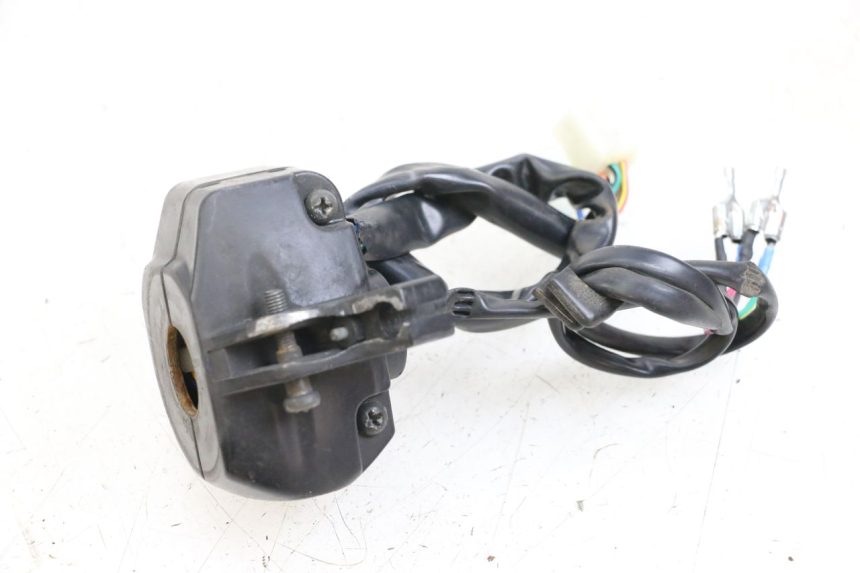 photo de INTERRUPTOR DE LUCES IZQUIERDO IMF INDUSTRIE PACH 4T 50 (2009 - 2018) - Otra perspectiva