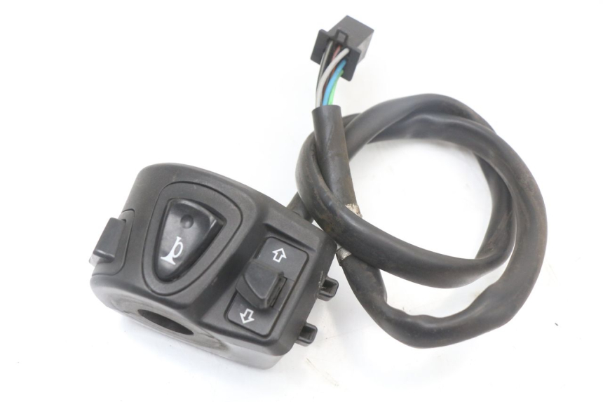 photo de INTERRUPTOR DE LUCES IZQUIERDO HONDA PCX (JF47) 125 (2012 - 2013) - Vista principal