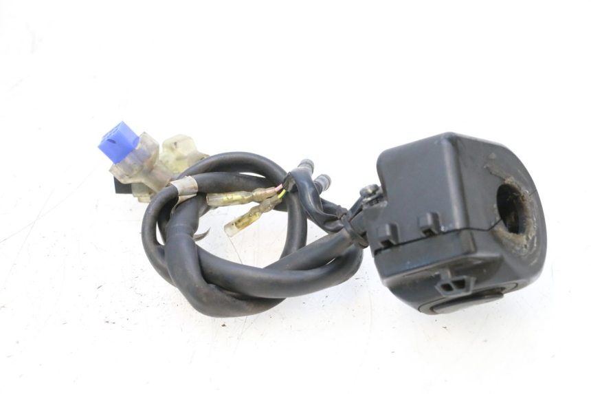 photo de CONMUTADOR IZQUIERDA HONDA PCX (JF57/JF64) 125 (2014 - 2018) - Primer plano técnico