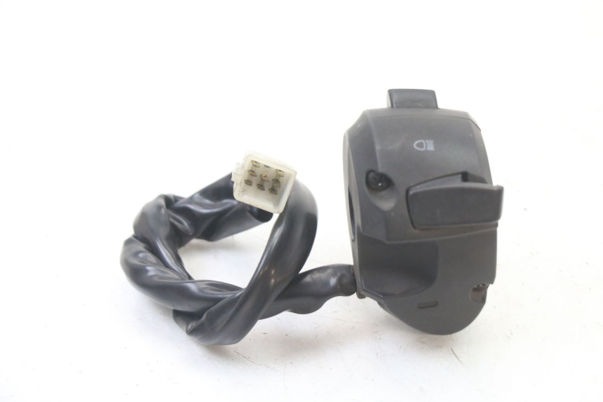photo de INTERRUPTOR DE LUCES IZQUIERDO PEUGEOT CITYSTAR 125 (2011 - 2017) - Vista general del producto