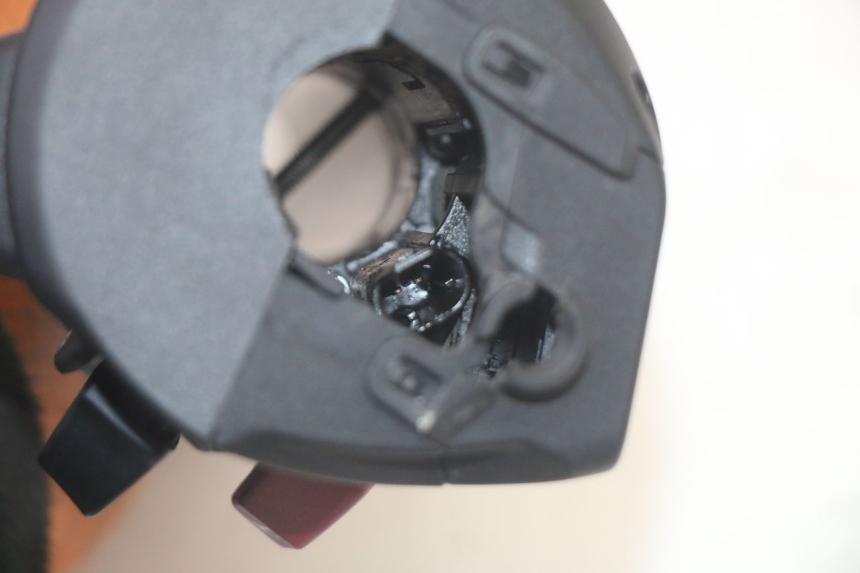 photo de CONMUTADOR IZQUIERDA BMW R GS 1250 (2021 - 2024) - Recambio usado revisado