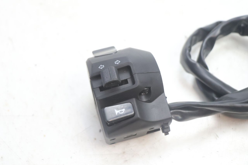 photo de CONMUTADOR IZQUIERDA JM MOTORS R-MAX TECH 50 (2024 - 2026) - Detalle de la pieza