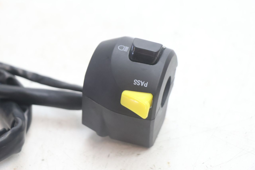 photo de CONMUTADOR IZQUIERDA JM MOTORS R-MAX TECH 50 (2024 - 2026) - Otra perspectiva