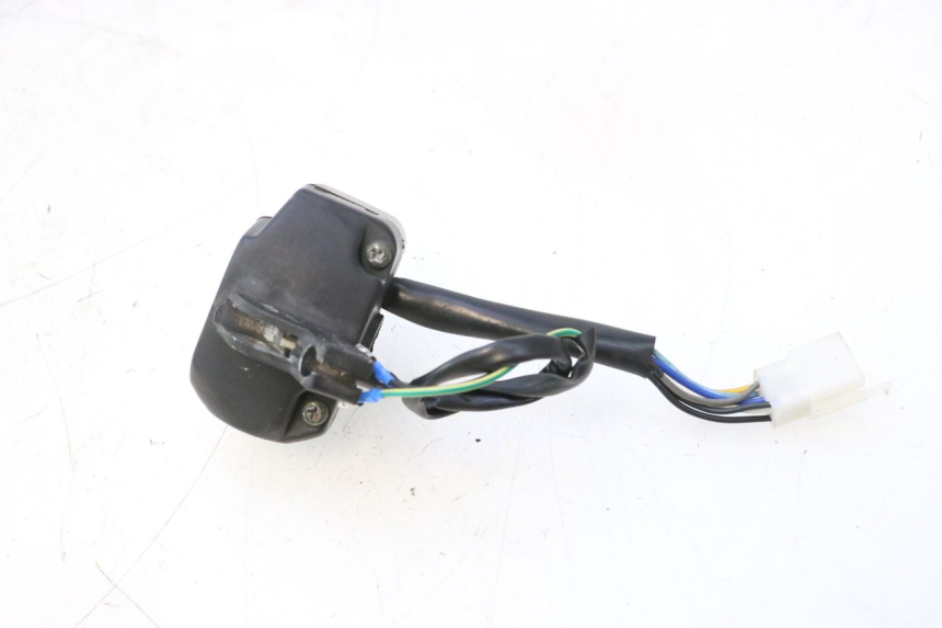 photo de CONMUTADOR IZQUIERDA VASTRO R-ONE 4T 50 (2014 - 2022) - Zoom estado de uso