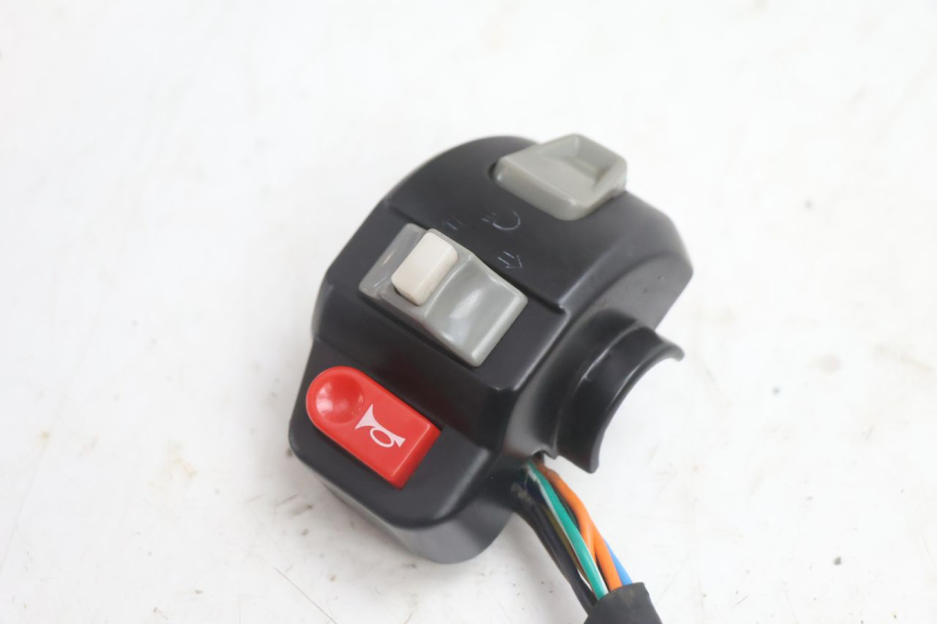 photo de INTERRUPTOR DE LUCES IZQUIERDO RIDE RACE GT 2T 50 (2012 - 2017) - Detalle de la pieza