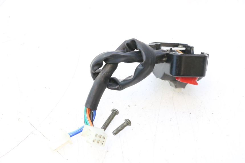 photo de CONMUTADOR IZQUIERDA ORCAL RAPTOR 50 (2015 - 2021) - Primer plano técnico