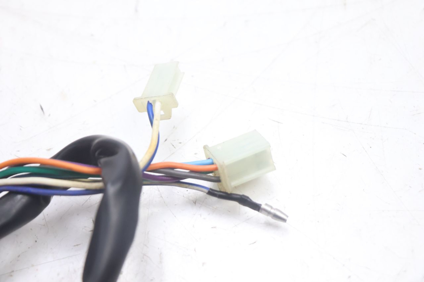photo de CONMUTADOR IZQUIERDA YIYING RETRO 125 (2008 - 2018) - Primer plano técnico