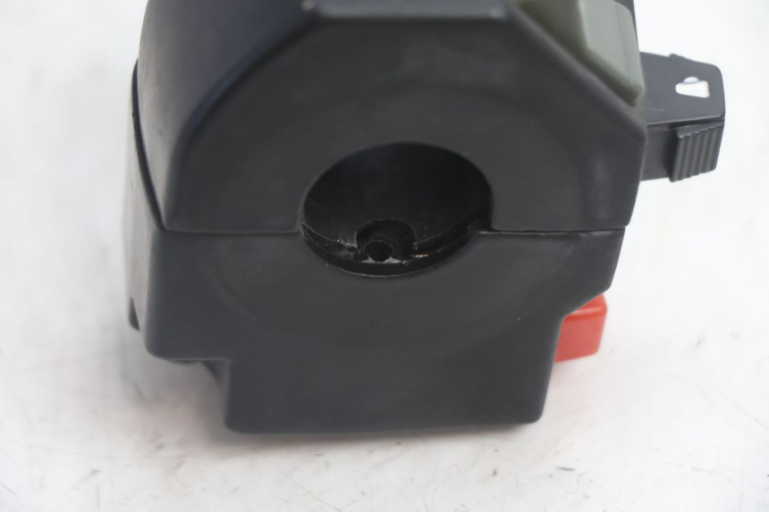 photo de INTERRUPTOR DE LUCES IZQUIERDO YAMASAKI ROADSTER 50 (2013 - 2018) - Vista general del producto