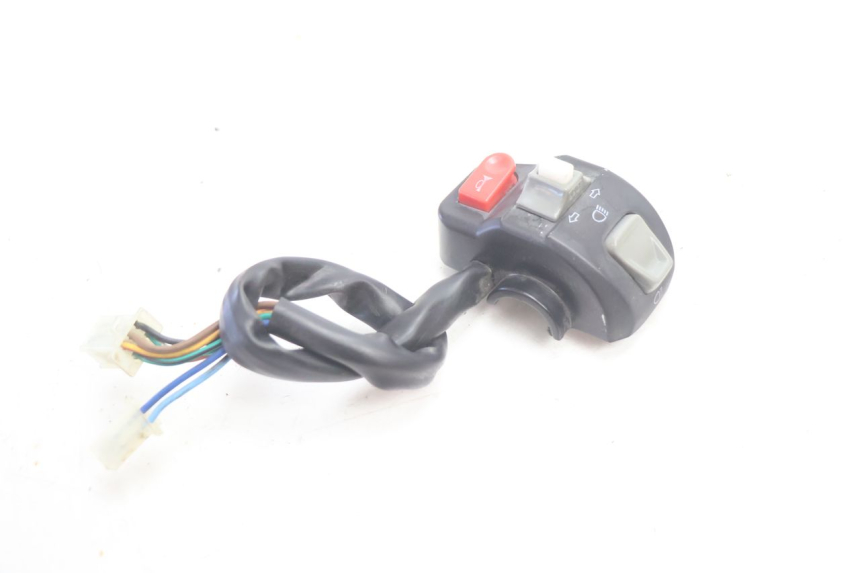 photo de CONMUTADOR IZQUIERDA TNT MOTOR ROMA 10' 2T 50 (2011 - 2018) - Zoom estado de uso