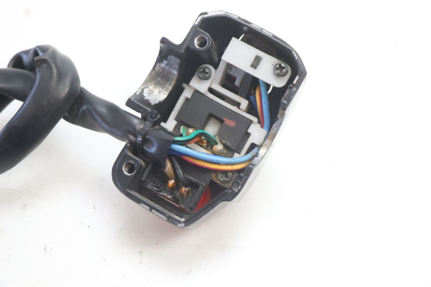 photo de CONMUTADOR IZQUIERDA TNT MOTOR ROMA 10' 2T 50 (2011 - 2018) - Vista general del producto