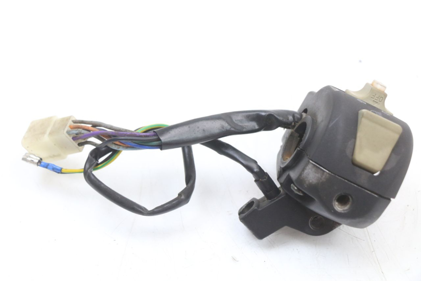 photo de INTERRUPTOR DE LUCES IZQUIERDO TNT MOTOR ROMA 10' 4T 50 (2007 - 2018) - Zoom estado de uso