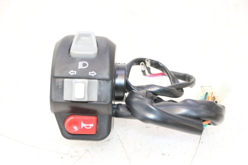 photo de CONMUTADOR IZQUIERDA TNT MOTOR ROMA 12' 2T 50 (2007 - 2018) - Vista principal