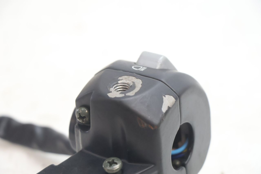 photo de CONMUTADOR IZQUIERDA TNT MOTOR ROMA 12' 2T 50 (2007 - 2018) - Vista general del producto