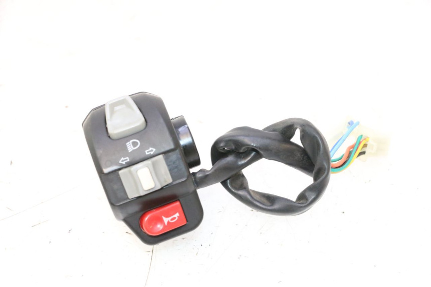 photo de CONMUTADOR IZQUIERDA TNT MOTOR ROMA 12' 2T 50 (2007 - 2018) - Vista principal
