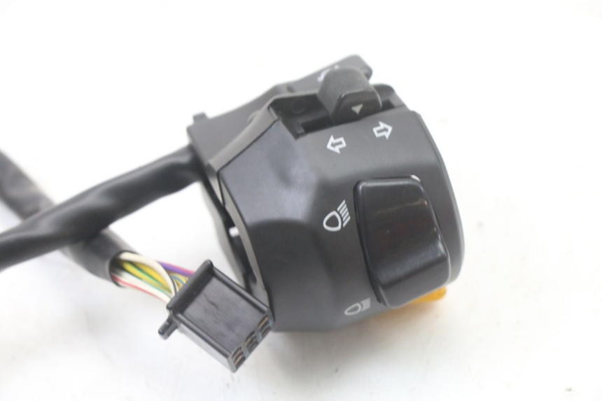 photo de CONMUTADOR IZQUIERDA ROYAL ENFIELD HYMALAYAN 410 (2016 - 2023) - Otra perspectiva